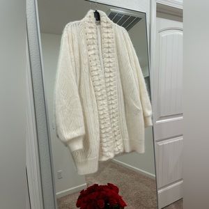 🖤 VINTAGE GEE GEE FUZZY 80% ANGORA WARM SWEATER CARDIGAN LONG SLEEVE 🖤
